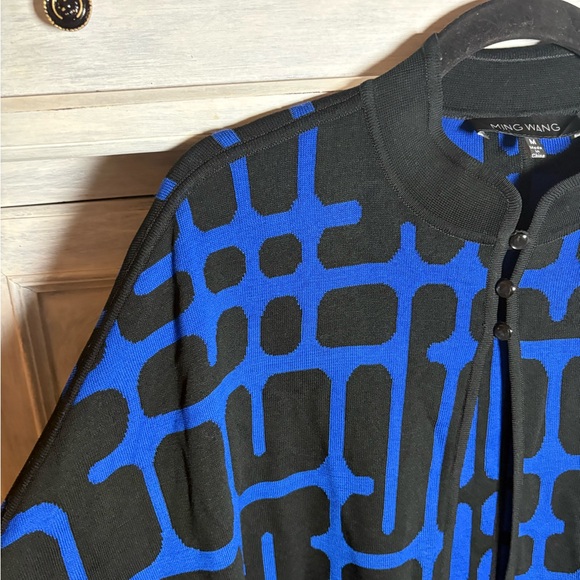 Ming Wang Blue Cape Sweater Geometric Abstract Print‎ Art to Wear Elegant Cozy - Picture 2 of 7